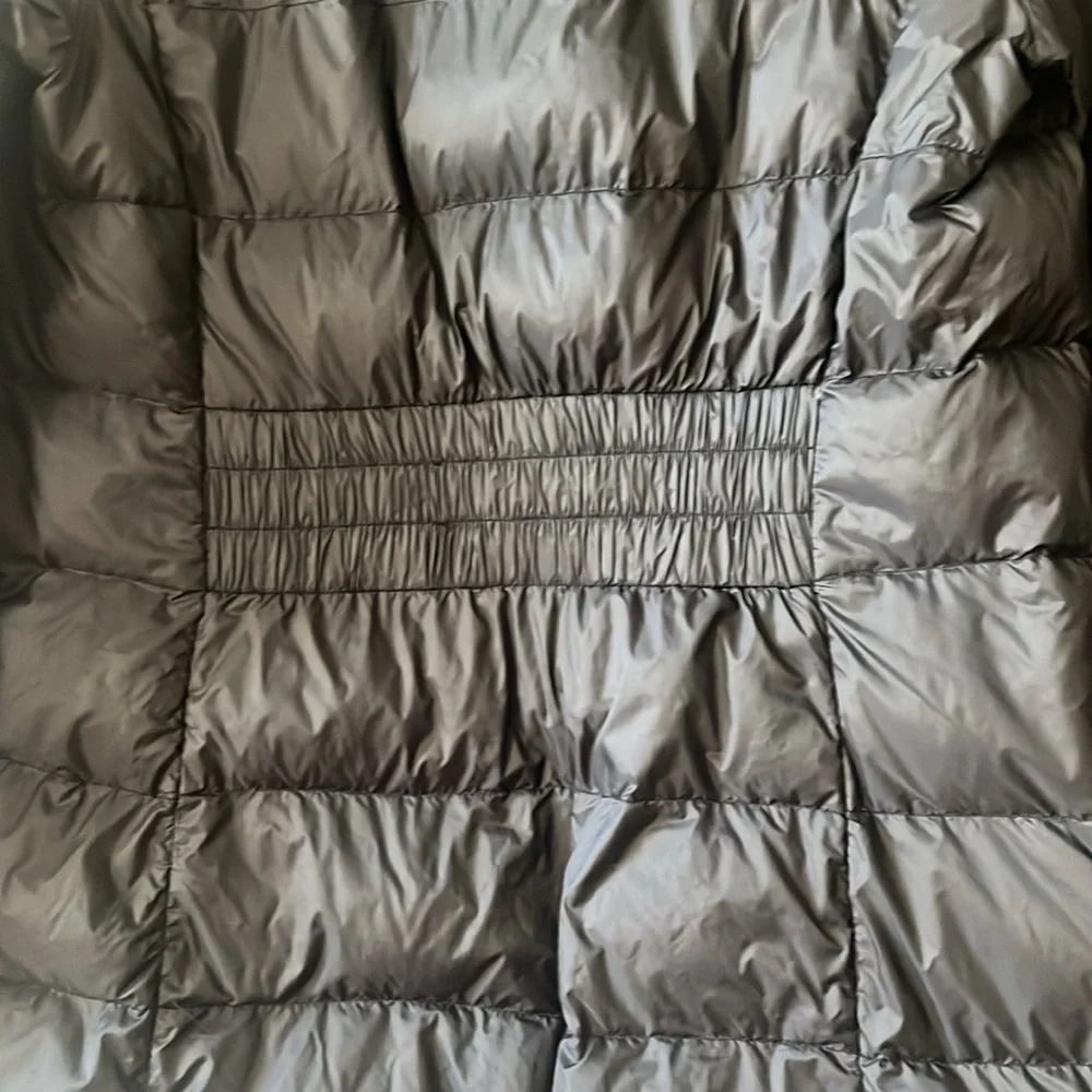 Cole Haan woman’s  quilted down jacket small/petite black - Picture 11 of 12